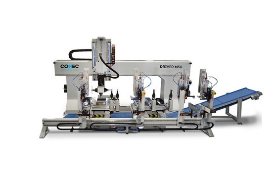driver-m50-senza-cabina-con-tappeto