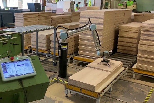 Automated Handling Solutions Woodworking Robotics