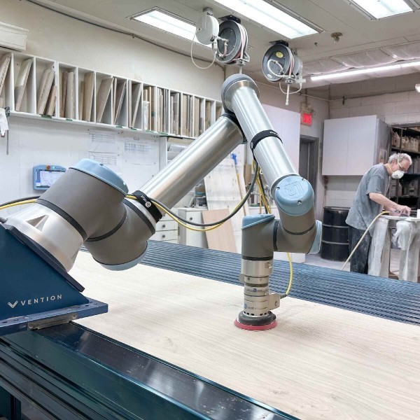 classic-woodwork-sanding-robot-3-uTRDxcItXN.jpg