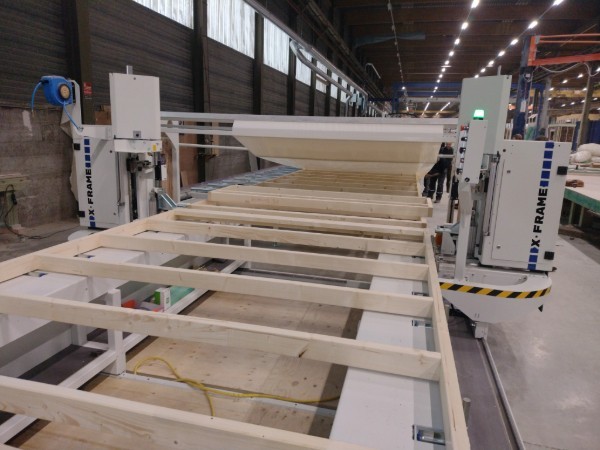H&M X-Frame Timber Frame Assembly Station (2)-69146fcdc4896