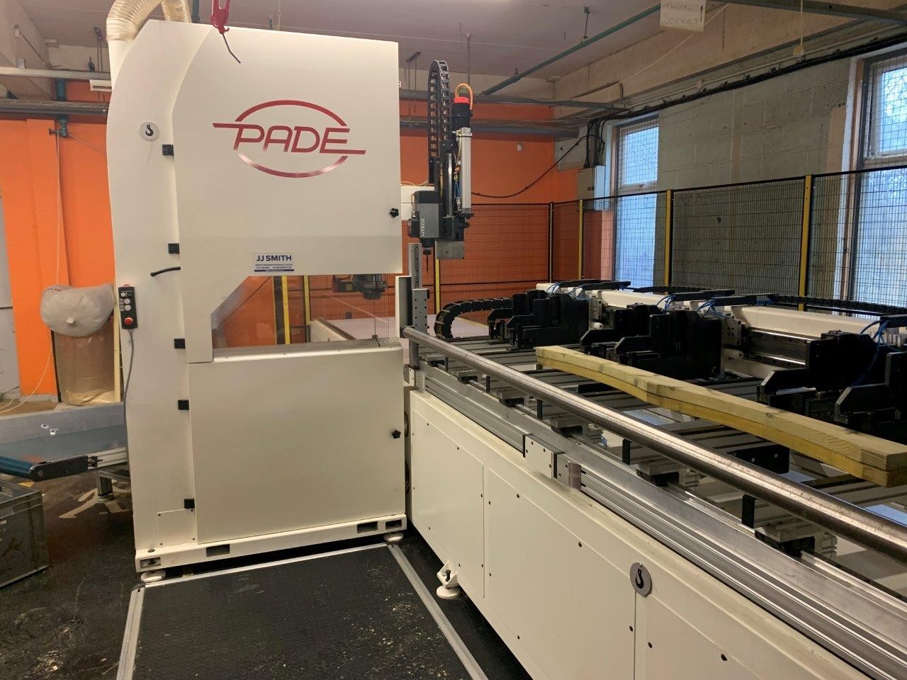 Pade CNC Bandsaw